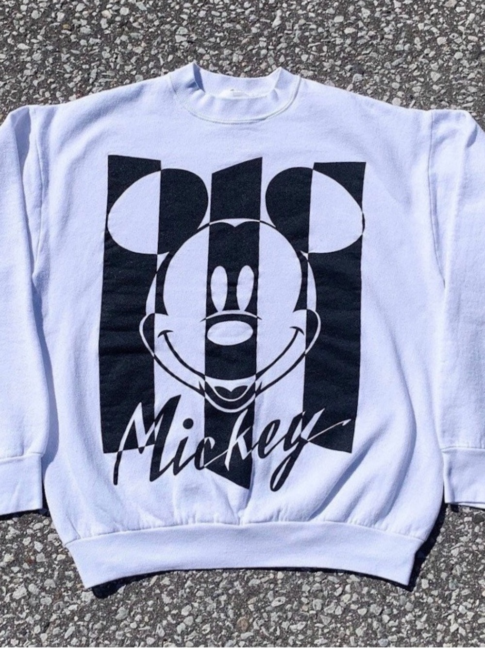 Vtg 90s Mickey & Co Donnkenny Sweatshirt L 22x25.5 Disney Made in USA